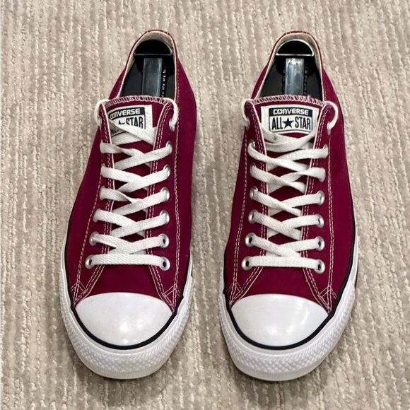 Converse All Star Chuck Taylor Men's Burgundy Sneakers - Picture 6 of 6